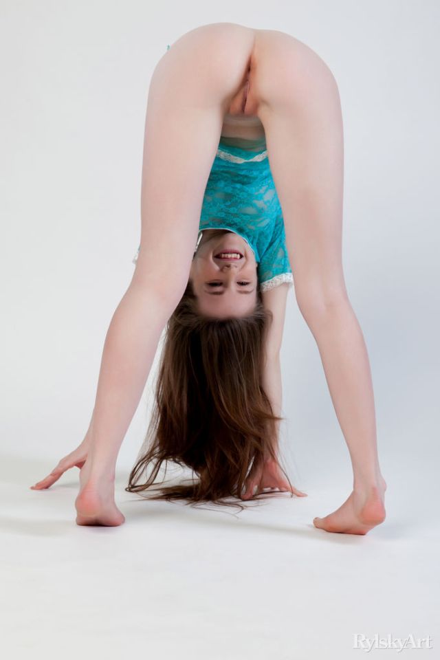 Rylsky Art: Bilyi (1/23/2014) 20 Rylsky Art: Bilyi (1/23/2014) Free Premium Sex Movies, Porn, XXX, Adult HD Videos