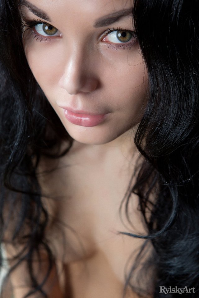 Rylsky Art: Thronessa (12/7/2017) Free Premium Sex Movies, Porn, XXX, Adult HD Videos