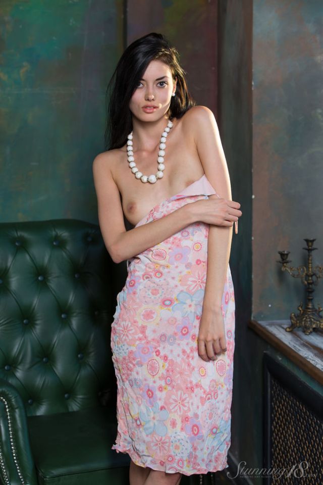 Stunning 18: Old House (12/25/2015) 22 Stunning 18: Old House (12/25/2015) Free Premium Sex Movies, Porn, XXX, Adult HD Videos