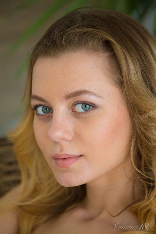 Stunning 18: Under A Palm Tree (7/20/2016) Free Premium Sex Movies, Porn, XXX, Adult HD Videos