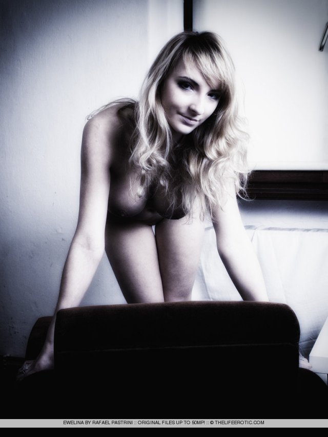 The Life Erotic: Moody (2/27/2012) 25 The Life Erotic: Moody (2/27/2012) Free Premium Sex Movies, Porn, XXX, Adult HD Videos