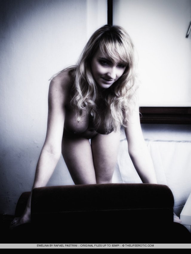 The Life Erotic: Moody (2/27/2012) 32 The Life Erotic: Moody (2/27/2012) Free Premium Sex Movies, Porn, XXX, Adult HD Videos