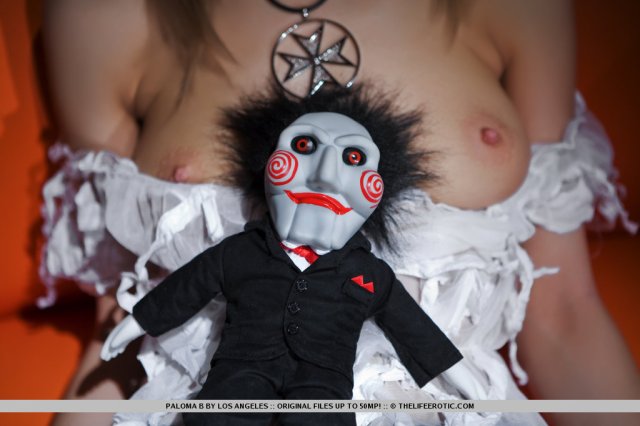 The Life Erotic: Dark Friends (6/13/2012) 21 The Life Erotic: Dark Friends (6/13/2012) Free Premium Sex Movies, Porn, XXX, Adult HD Videos