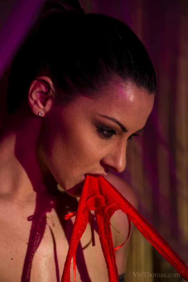 Viv Thomas: Demanding Customer (10/24/2014) 25 Viv Thomas: Demanding Customer (10/24/2014) Free Premium Sex Movies, Porn, XXX, Adult HD Videos