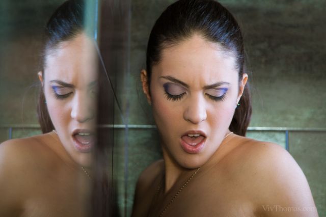 Viv Thomas: Admire (4/8/2016) 32 Viv Thomas: Admire (4/8/2016) Free Premium Sex Movies, Porn, XXX, Adult HD Videos